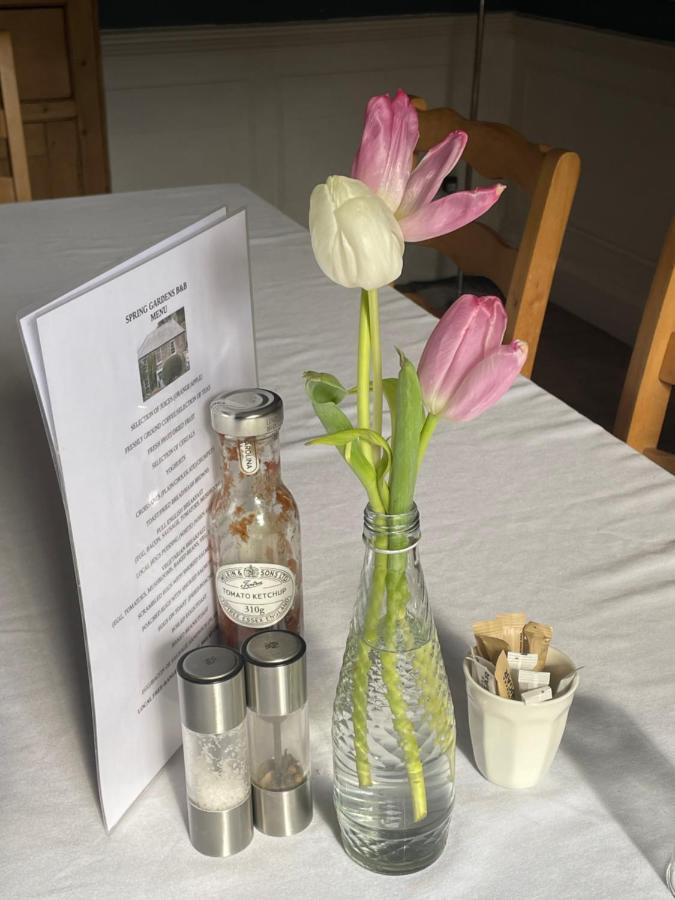 Spring Gardens B&B Wadebridge Bagian luar foto