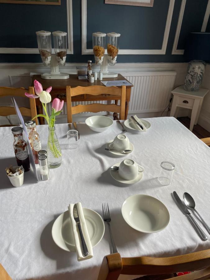Spring Gardens B&B Wadebridge Bagian luar foto